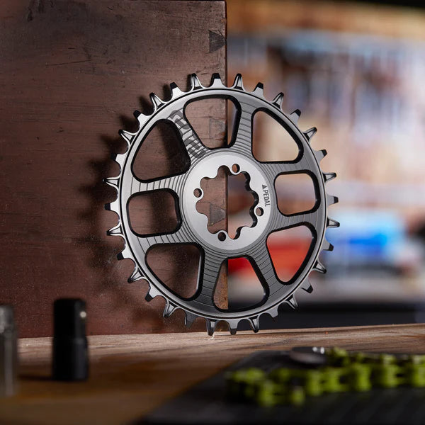 チェーンリング】e*thirteen Helix Race 8ボルト Chainring 32T BLACK